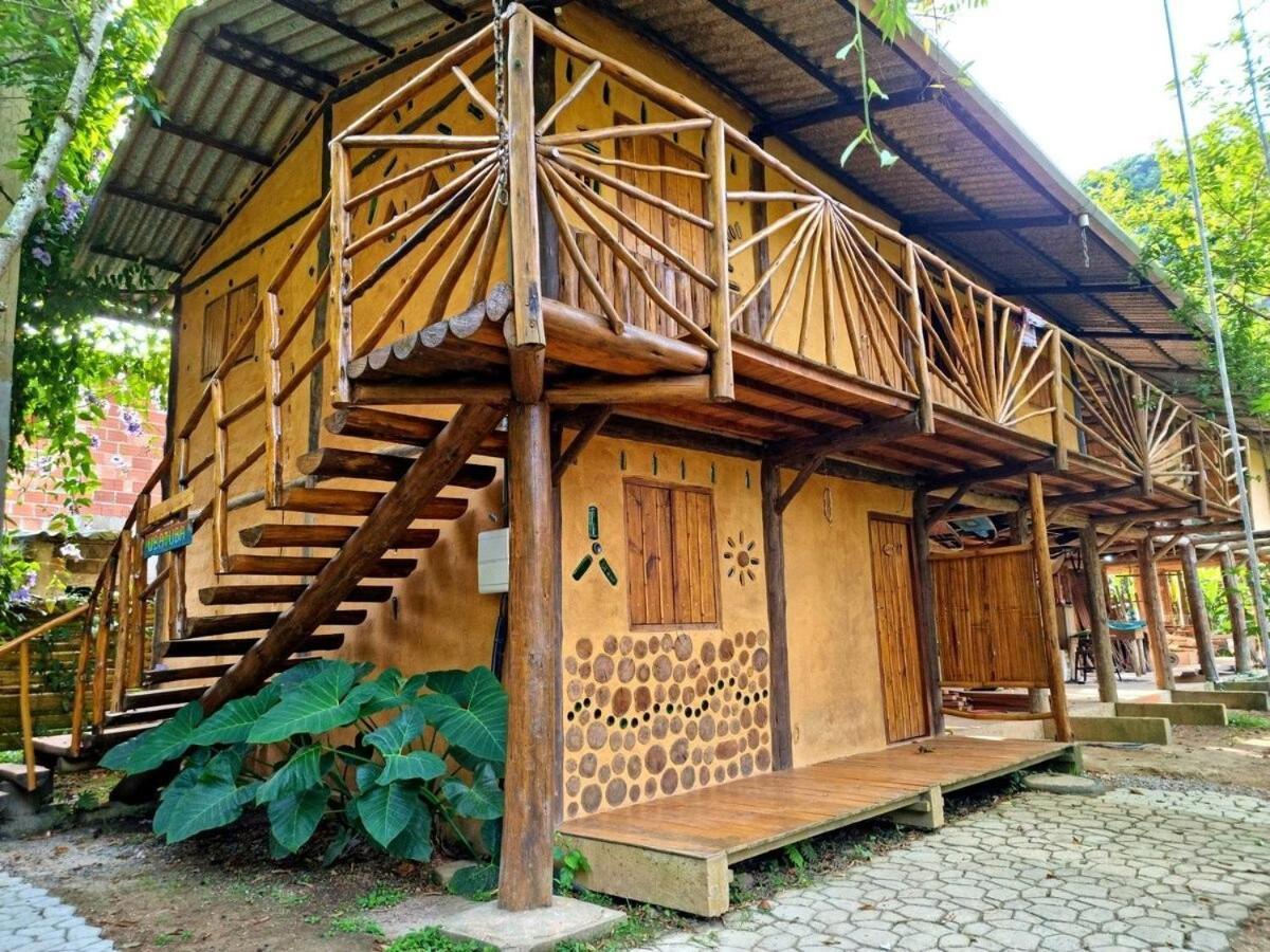 Cambuca Surf Skate Vila Ubatuba Exterior foto